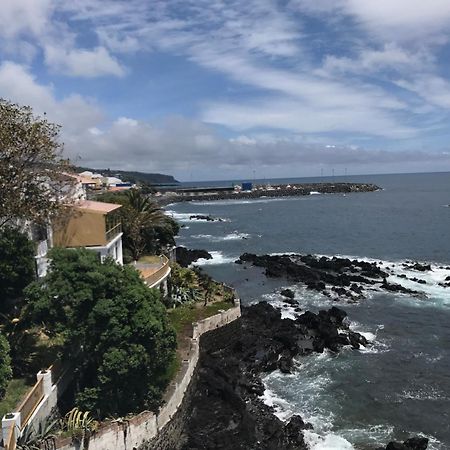 A Villa By The Sea Bed & Breakfast ヴィラ・フランカ・ド・カンポ エクステリア 写真